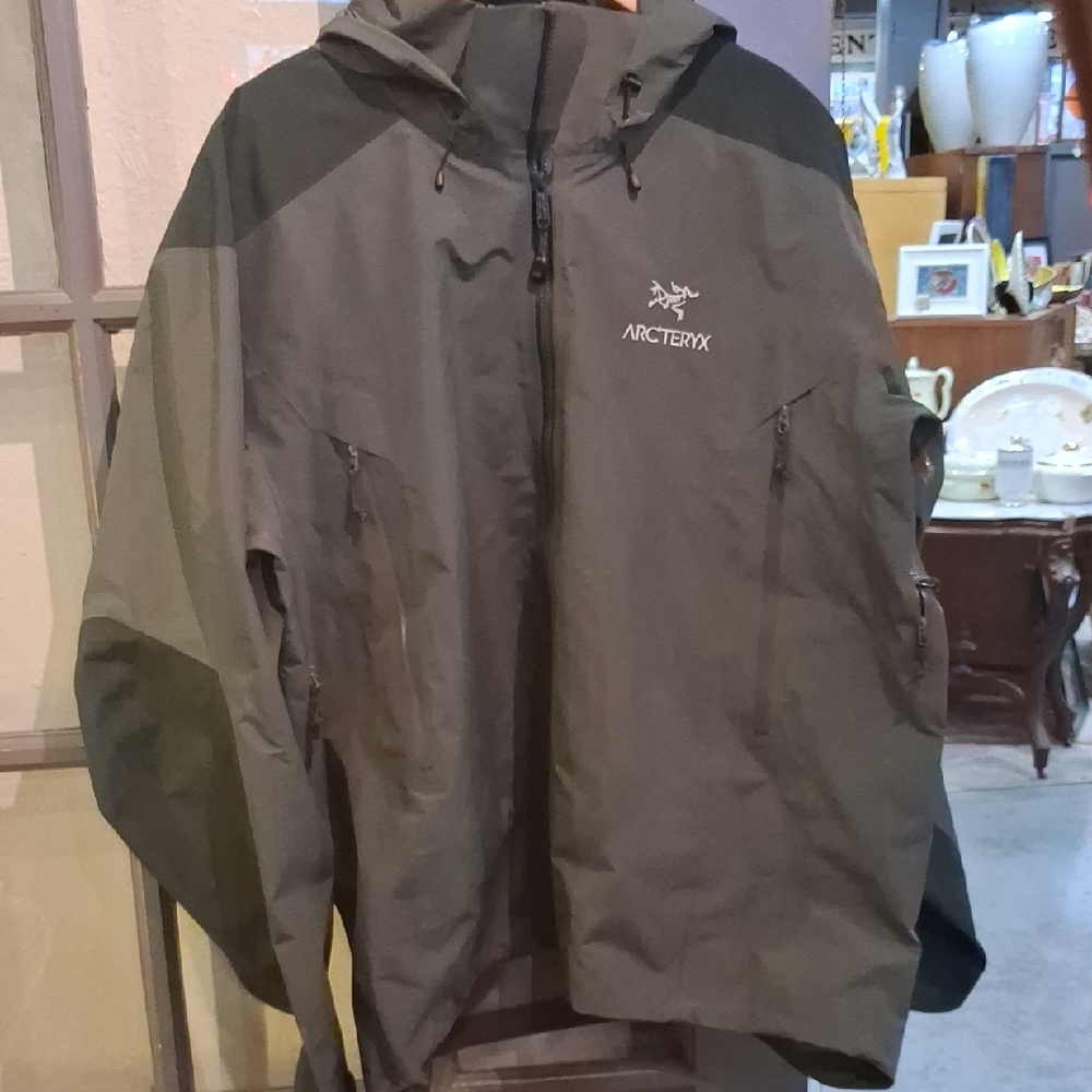 Arc'teryx Dark Gray Hooded Jacket